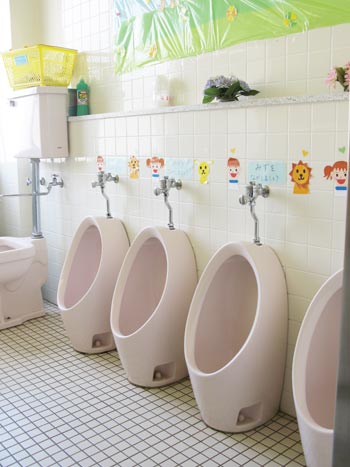 山口県防府市の幼稚園 玉祖幼稚園（たまのやようちえん）施設案内 トイレ
