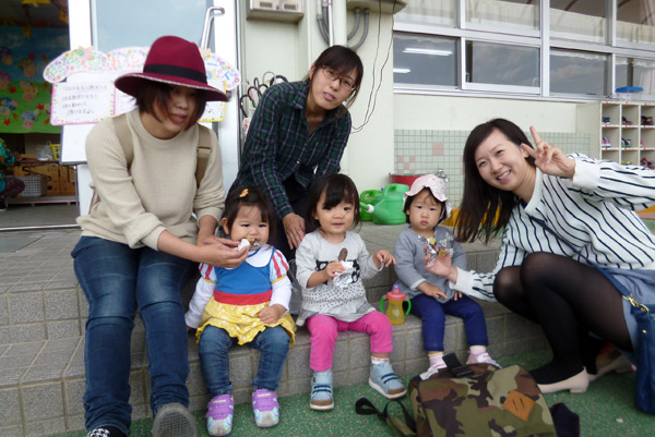 山口県防府市の幼稚園 玉祖幼稚園（たまのやようちえん）子育て支援  にこにこ元気っ子クラ 平成27年10月にこにこ元気っ子クラブ